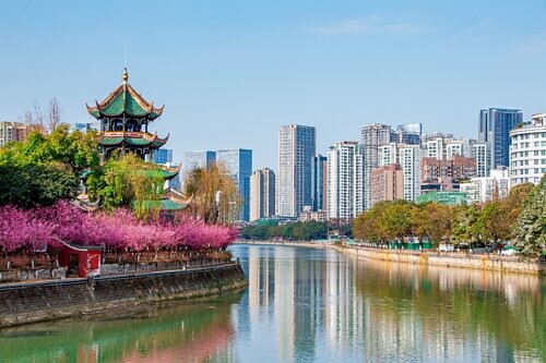 Wangjiang,Pavilion,During,Spring,With,Peach,Blossoms,In,Chengdu,,Sichuan,